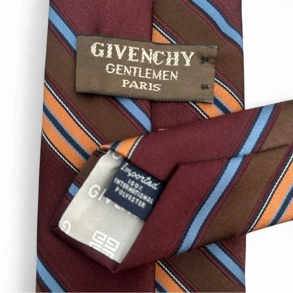 🔥 Givenchy Tie 🔥 - Picture 5 of 5